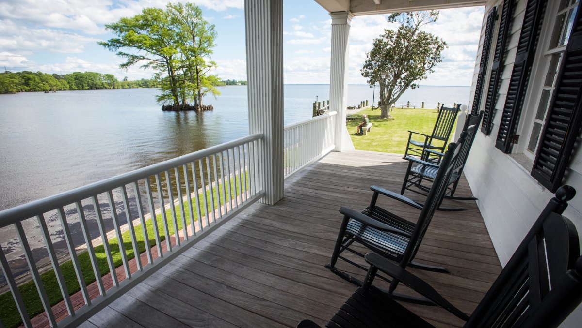 Explore NC's Certified Retirement Communities and Nearby Attractions